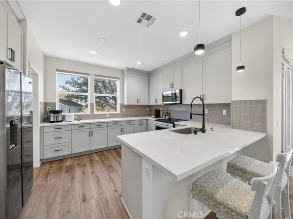 2410 E Agave St Unit 9, Anaheim, CA 92806