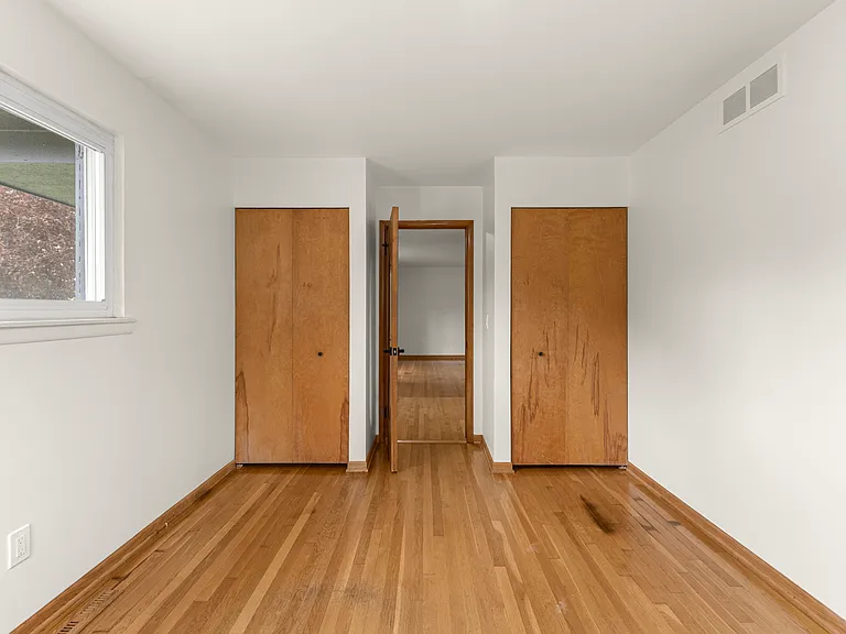 20325 Westview Dr — Photo 12