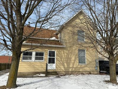 40 N 5th Ave, Canton, IL, 61520