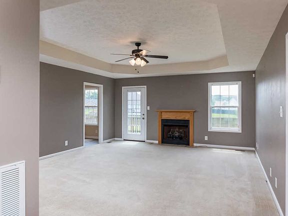 3rd image of 3854 Stella Dr