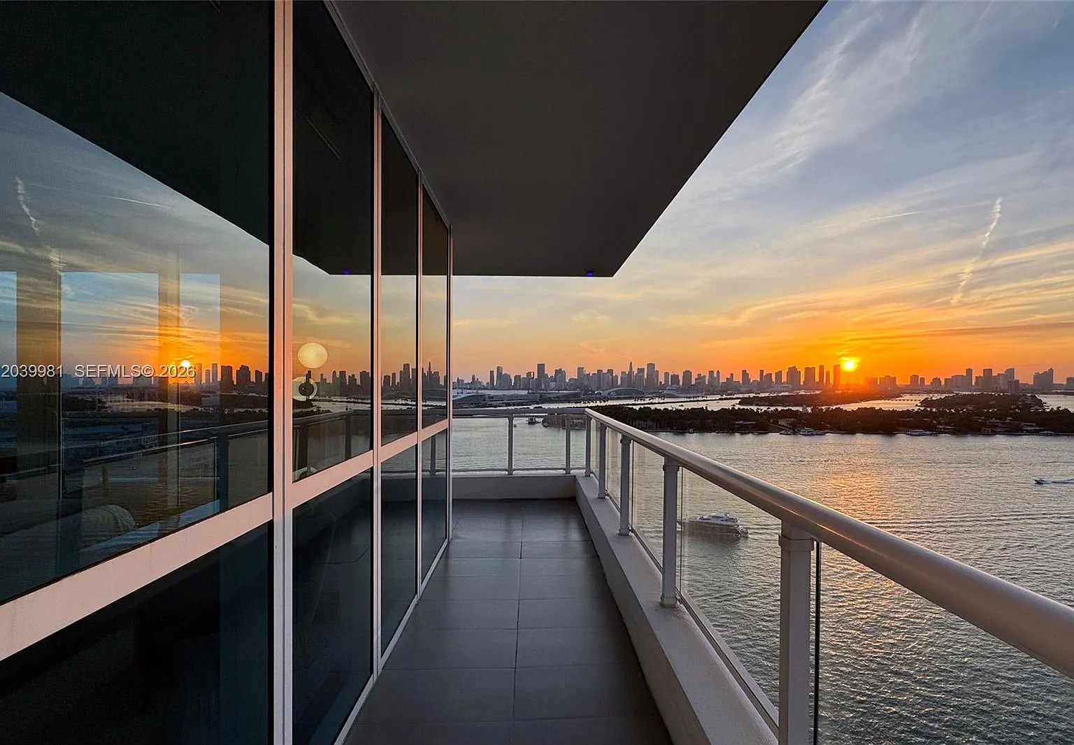 The Bentley Bay Condo — Photo 2