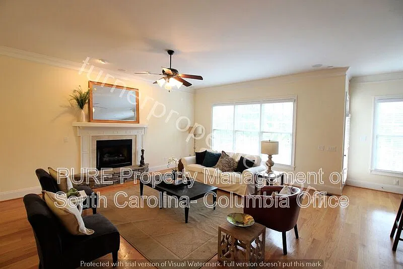 5 bed, 4.0 bath, 4246 sqft, $3,900 — Photo 3