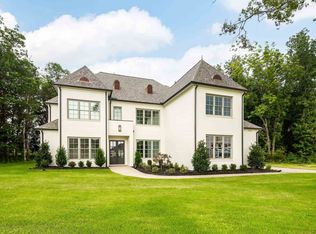 9190 Old Green Cv, Germantown, TN 38138