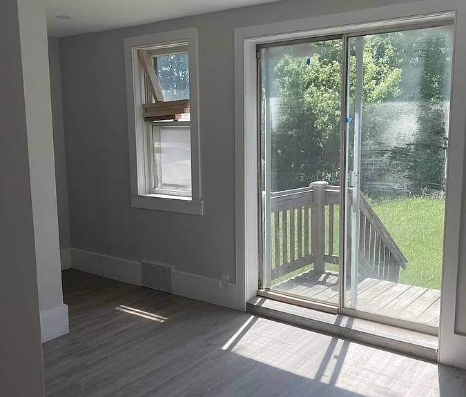 681 Partington Ave #MAIN — Photo 7