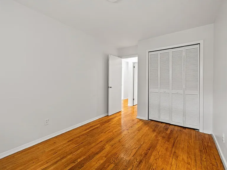 430 Bramhall Ave #A — Photo 3