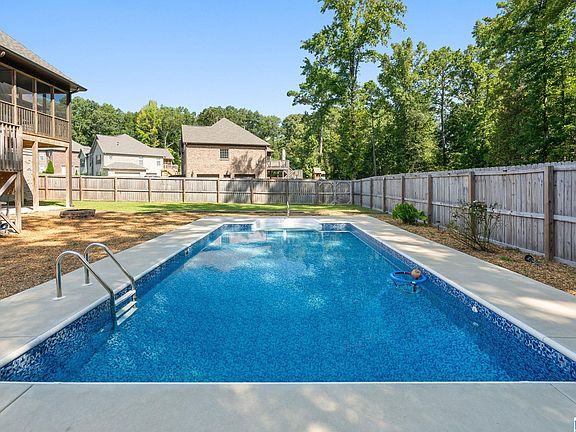 2nd image of 1047 Creel Dr