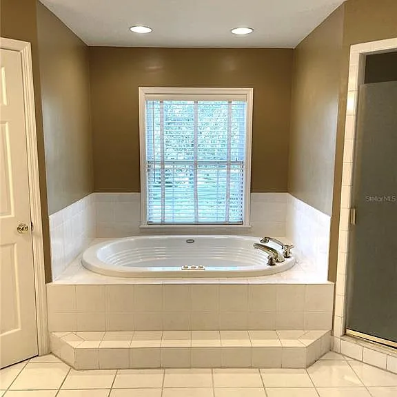 6604 Crescent Lake Dr — Photo 39