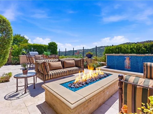 19 Entorno St, Mission Viejo, CA 92694