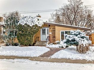 332 W Wascana Cres SE, Calgary, AB T2J 1H5
