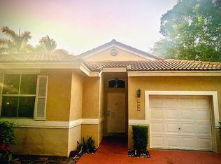 5035 SW 150th Way, Davie, FL 33331