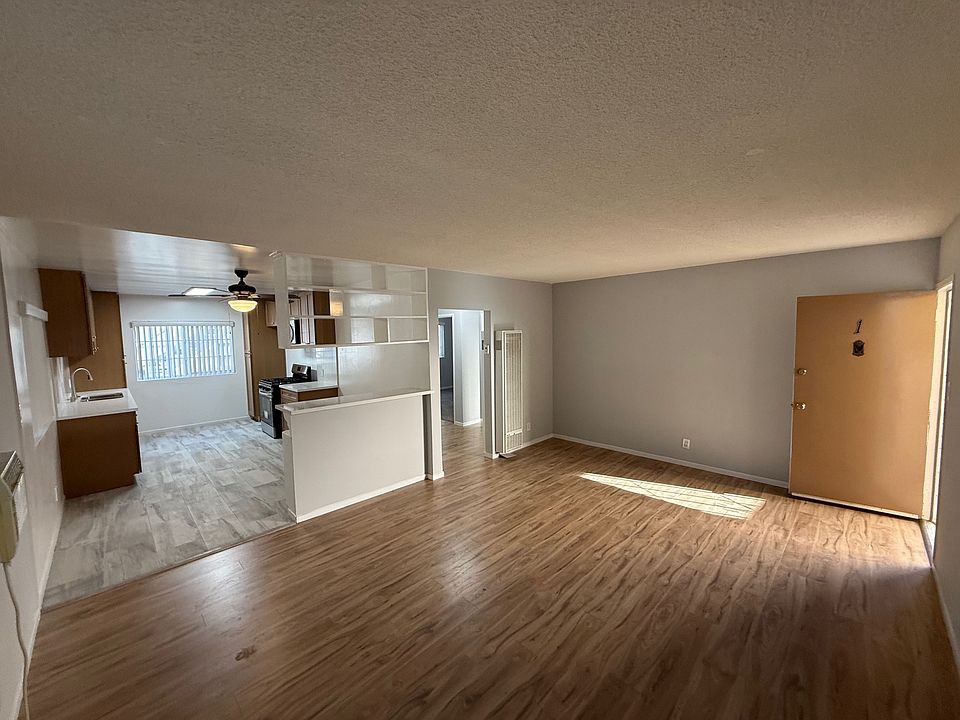 1st image of 5135 Cahuenga Blvd #1