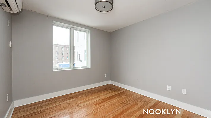 Rented by Nooklyn NYC LLC | media 9