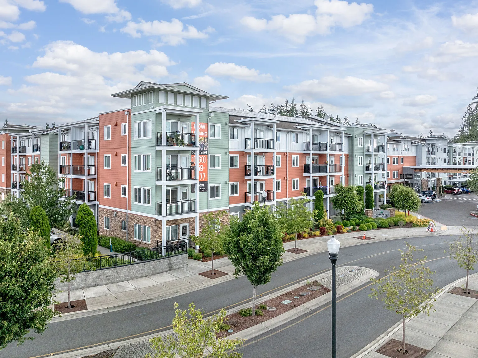 Cedar Pointe — Photo 1