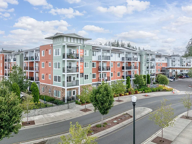 Cedar Pointe — Photo 1