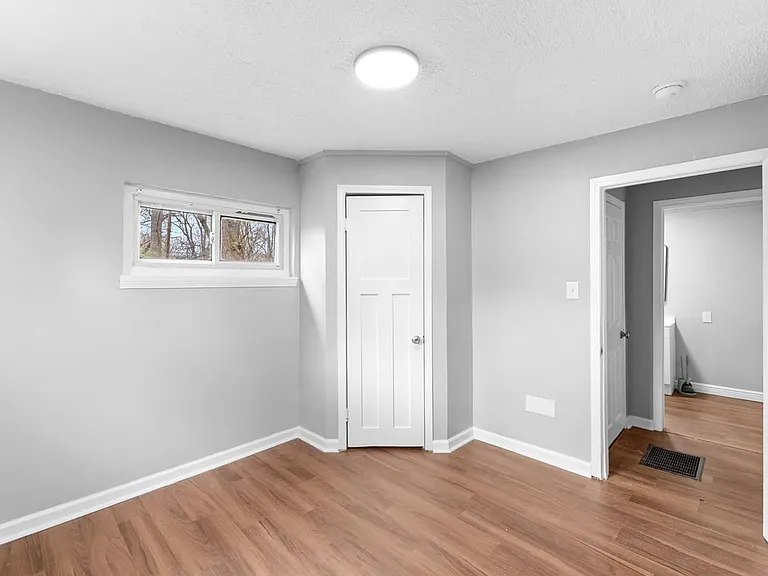 2707 Woodland Ave — Photo 15