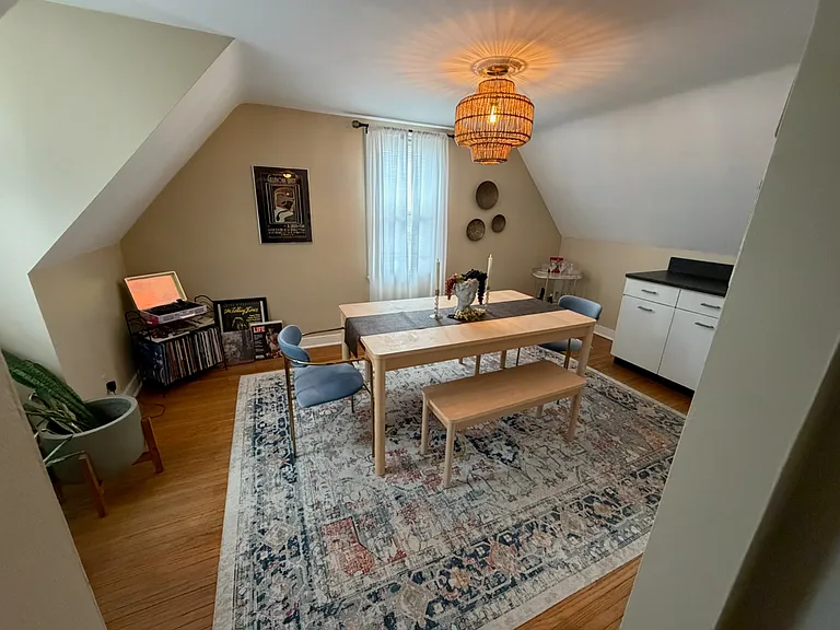 1018 Elm St #UPPER — Photo 4