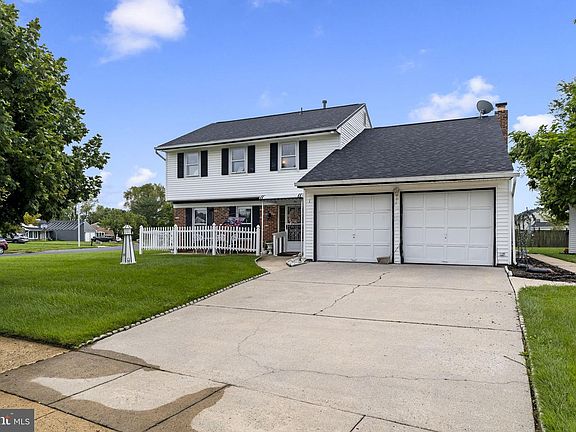 2nd image of 1 Avella Ln