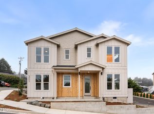 305 SE Jetty Ave, Lincoln City, OR