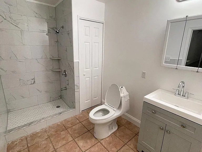 1020 Hamilton St #4 — Photo 12