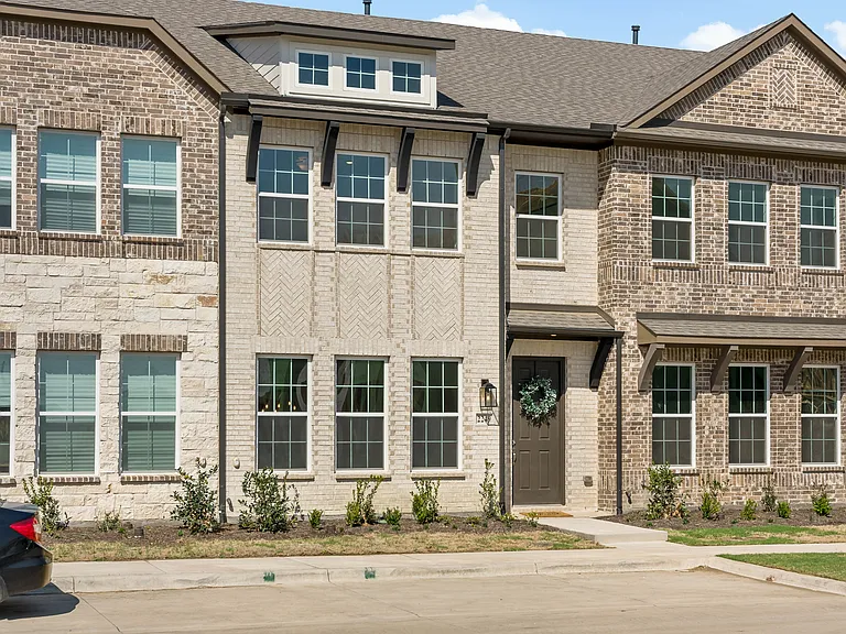 2249 Adena Springs Dr — Photo 29
