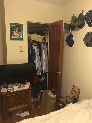 Rented by Batra Group Inc | media 32