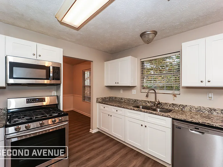 6614 Rebecca Lou Ln — Photo 9