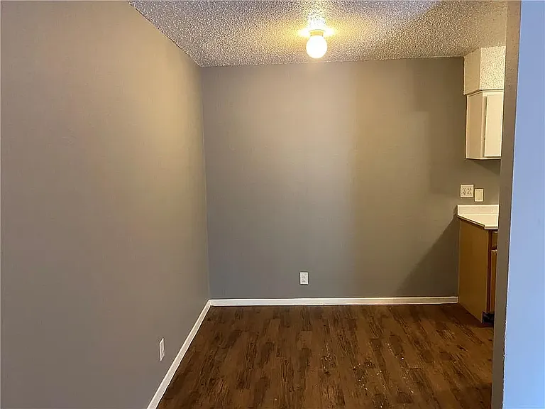 8919 Galewood Dr — Photo 11