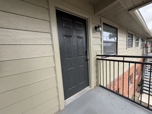900 N Bay St, Eustis, FL 32726
