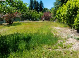 1351 Dakota St, Coos Bay, OR 97420