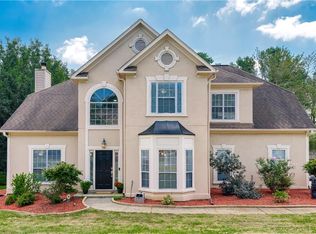 6234 Spring Lake Dr, Flowery Branch, GA 30542