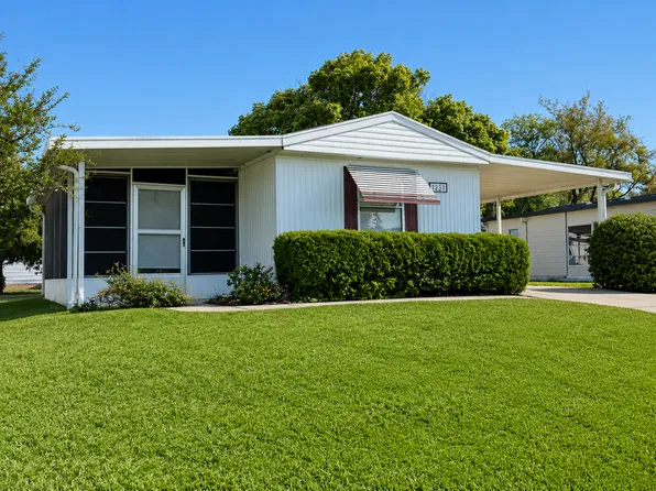 1231 Dustin Dr, Lady Lake, FL 32159