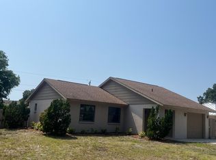 742 Trotter Ave, Sarasota, FL 34237