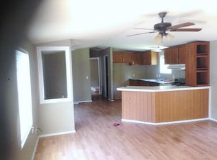 958 Sportsman Dr, Trinity, TX 75862