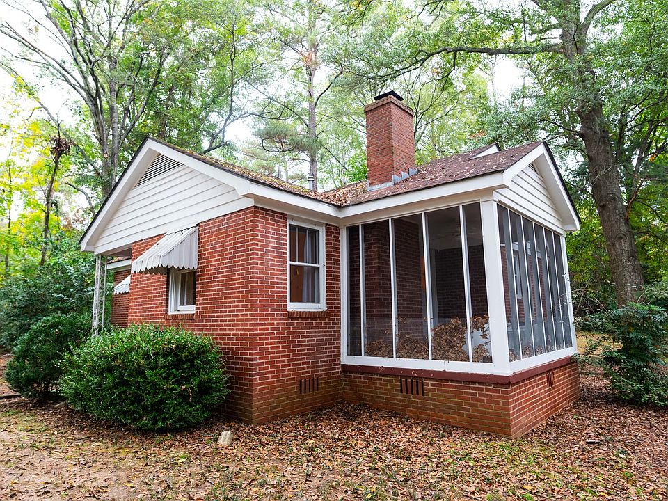 2nd image of 358 Bowden Dr