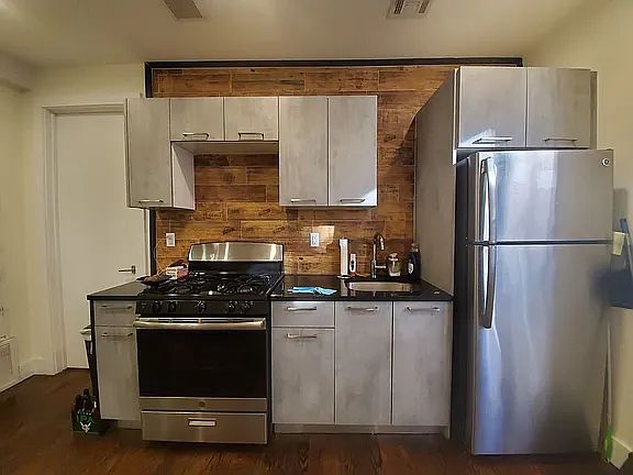 1st image of 1028 Belmont Ave #1F