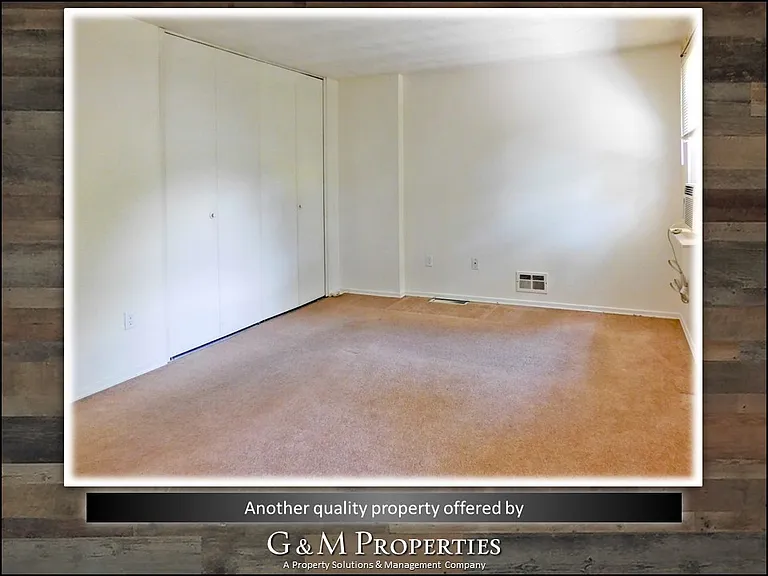 1074 Mount Hope Ave #G — Photo 20