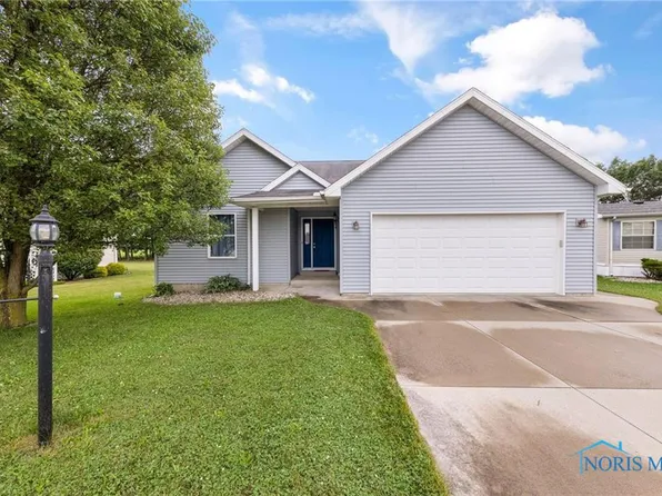 319 Cherry Tree Ln, Delta, OH 43515