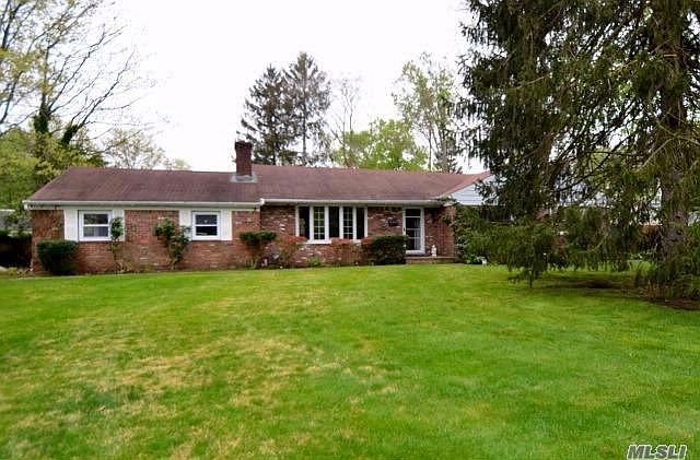 1st image of 17 Beechwood Dr
