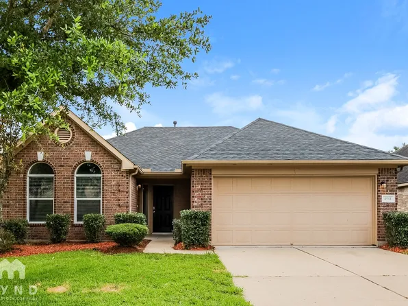4511 Monarch Blue Ln, Fresno, TX 77545