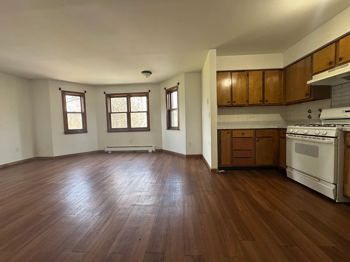 Building Photo - 272 Cleveland Ave #7A