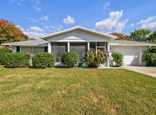 10636 Ixora Ln, Port Richey, FL 34668