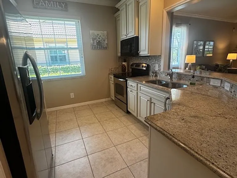 7850 Lake Sawgrass Loop #4111 — Photo 13