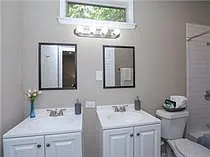 707 Garrett St B - B — Photo 4