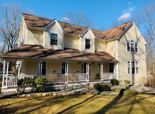 80 Snake Den Rd, Ringwood, NJ 07456