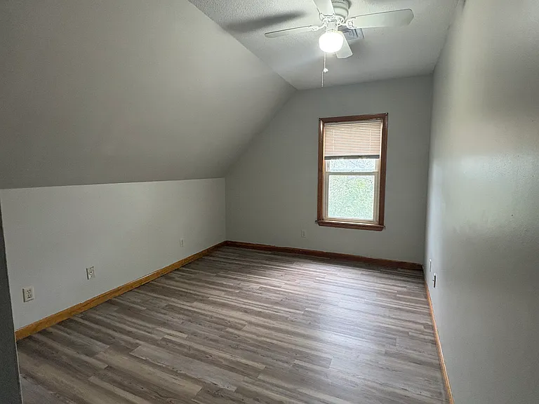 16 Harvard St #3 — Photo 3