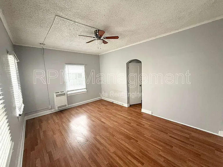 849 S Kenmore Ave #38 — Photo 2