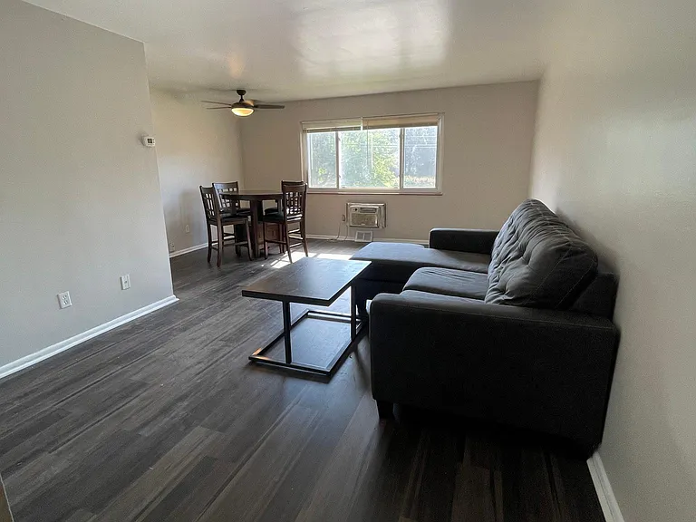 2777 Noble Rd #11 — Photo 1