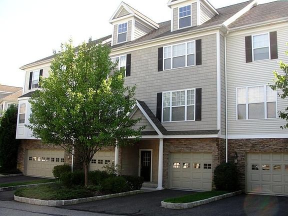 Luxury Styled Townhouse