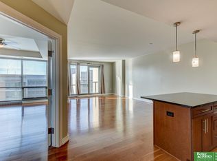 3200 Farnam Ct #3610, Omaha, NE 68131