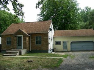 865 N French Rd, Amherst, NY 14228